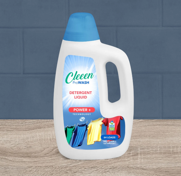 Free Liquid Detergent Fabric Softener Bottle Mockup PSD