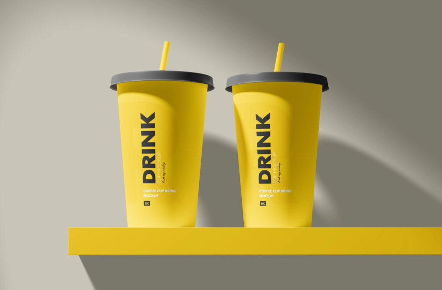 Free Drink cup Mockup