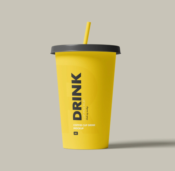 Free Drink cup Mockup