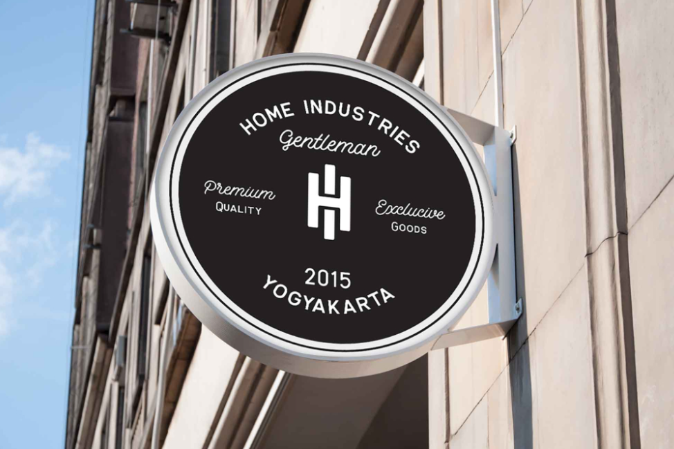 Free Wall Round Sign Mockup Outdoor Branding PSD