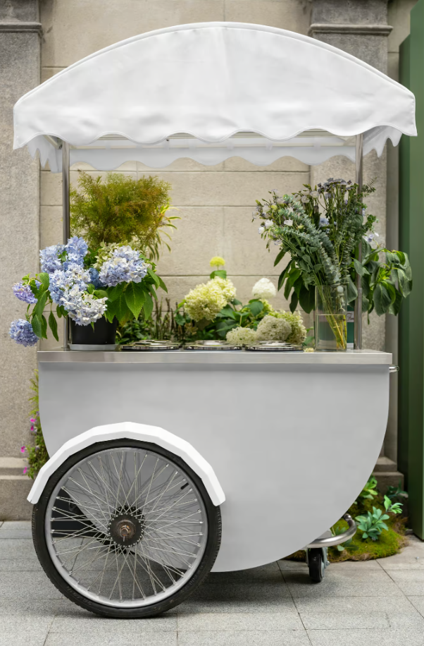 Free Trolley with Flowers Mockup