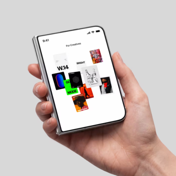 Free closed iPhone Duo Mockup